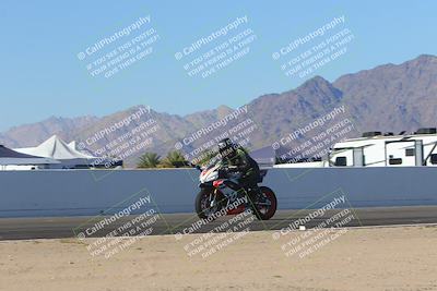 media/Nov-06-2023-Moto Forza (Mon) [[ce023d0744]]/4-Beginner Group/Session 4 (Finish Line Checker)/